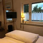 Pensionat Gaestehaus Hohensee 3*