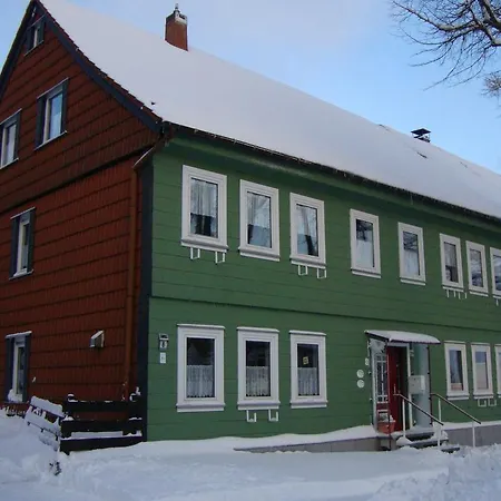 Maison d'hôtes Gaestehaus Hohensee 3*